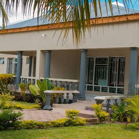 Adams Lodges Ltd Mangochi Eksteriør billede